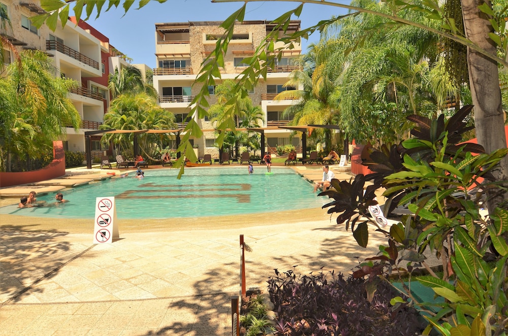 Condo Sabia Apartments by CSR