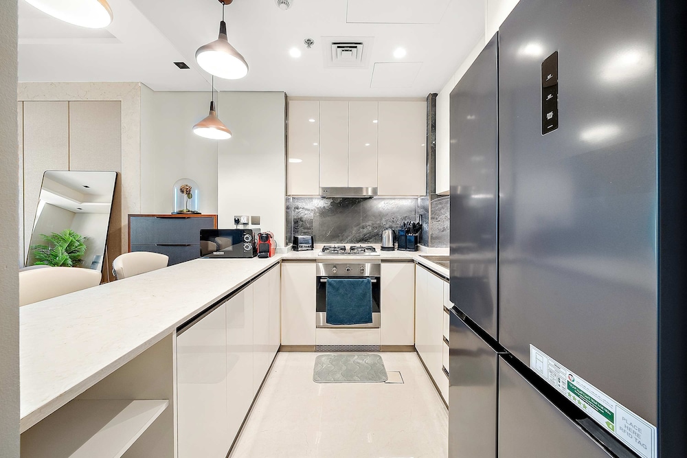Elegant 1BR With Panoramic Views on Burj Khalifa