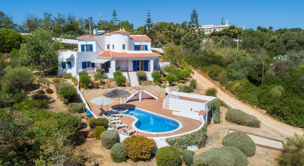Engenho Three Bed Villa With Beautiful Countrysi