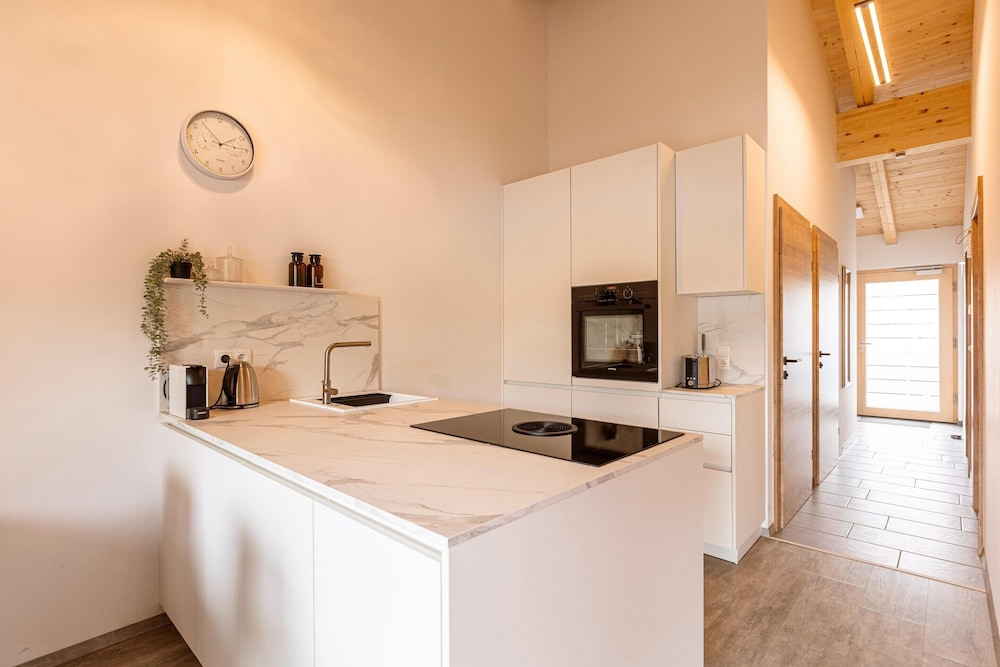 Beautiful Apartment With Balcony