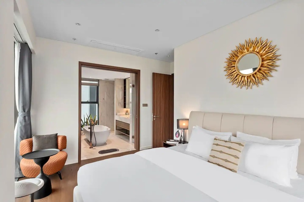 The Metropole - Horizon View Riverside