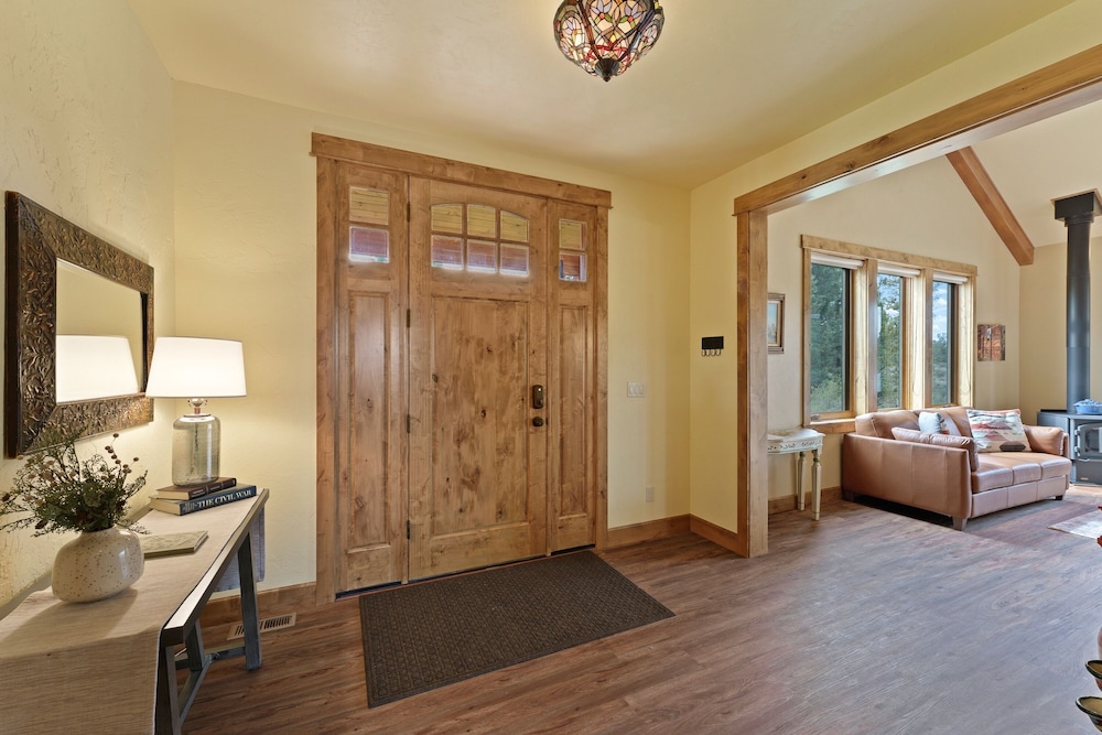 High Lowe 4 Bedroom Home