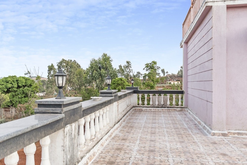 GuestHouser 4 BHK Bungalow e5ac