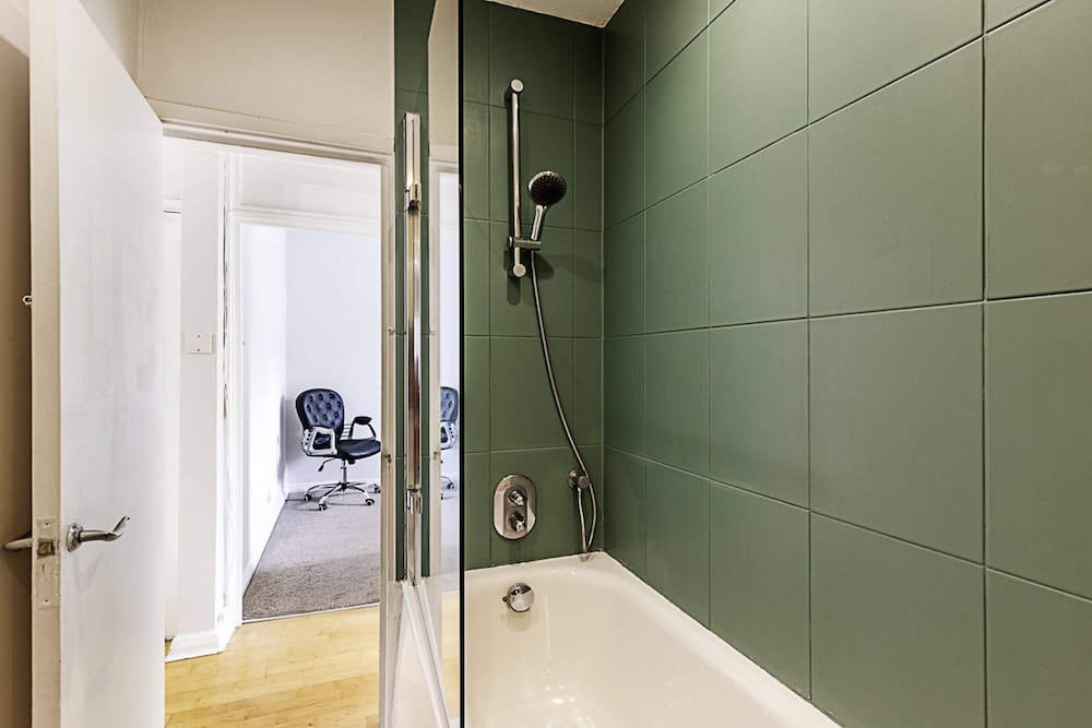 Notting Hill Charm Apartment