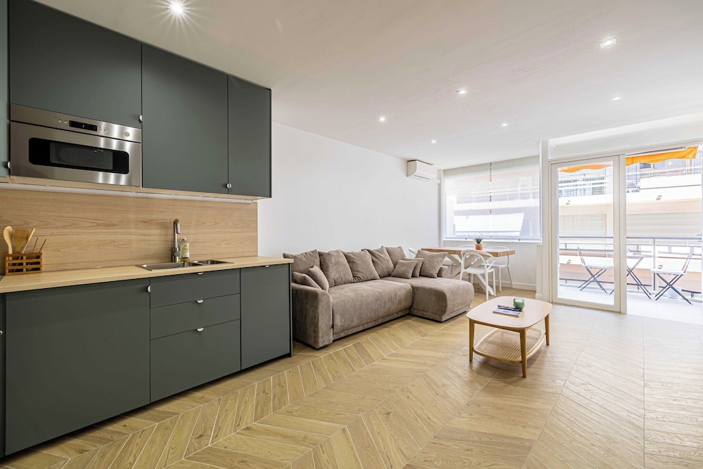 Cozy Renovated Apartment - Martinez