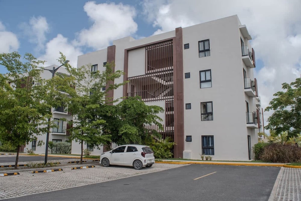 NOK Stlyish 1BR Apartment by Vistacana Rentals