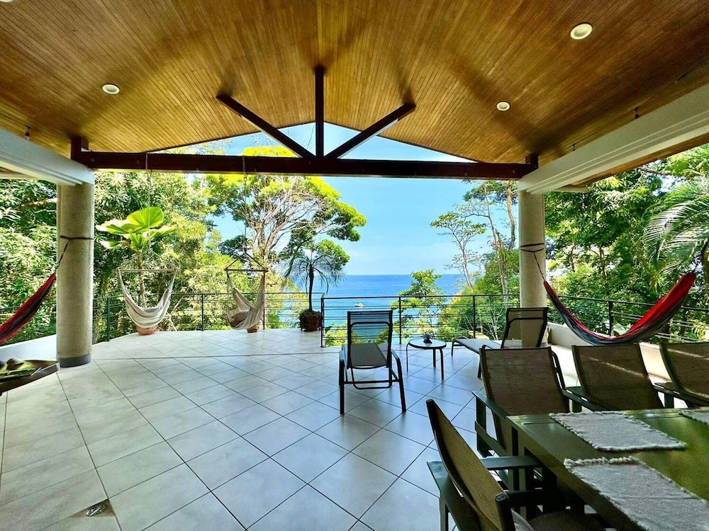 Luxurious Rainforest Retreat in Drake Bay, Osa, Costa Rica