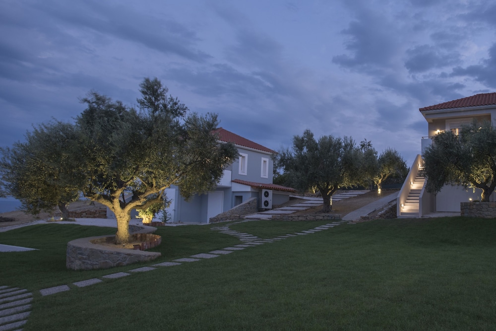 Kotroni Villas