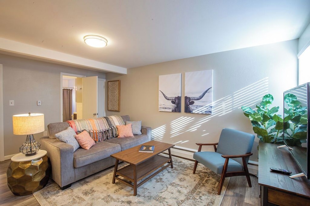 Peterson Flats - Downtown Group Retreat