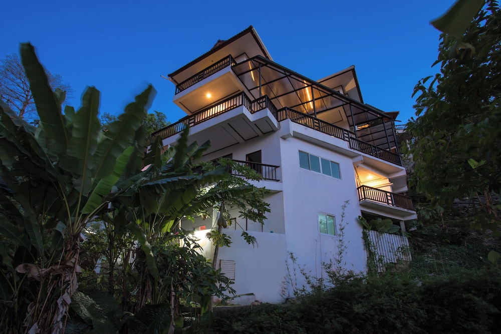 Emerald Hill Villas