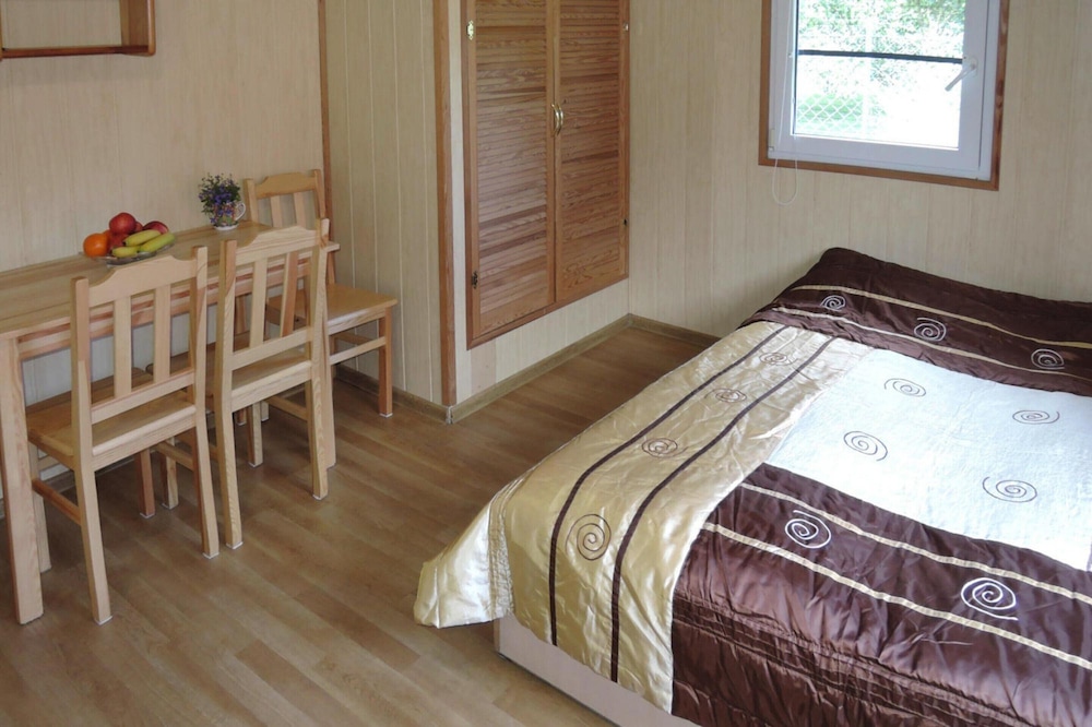 Bungalows in Wrzosowo - Bird's Cage Resort for 2 Persons view 2