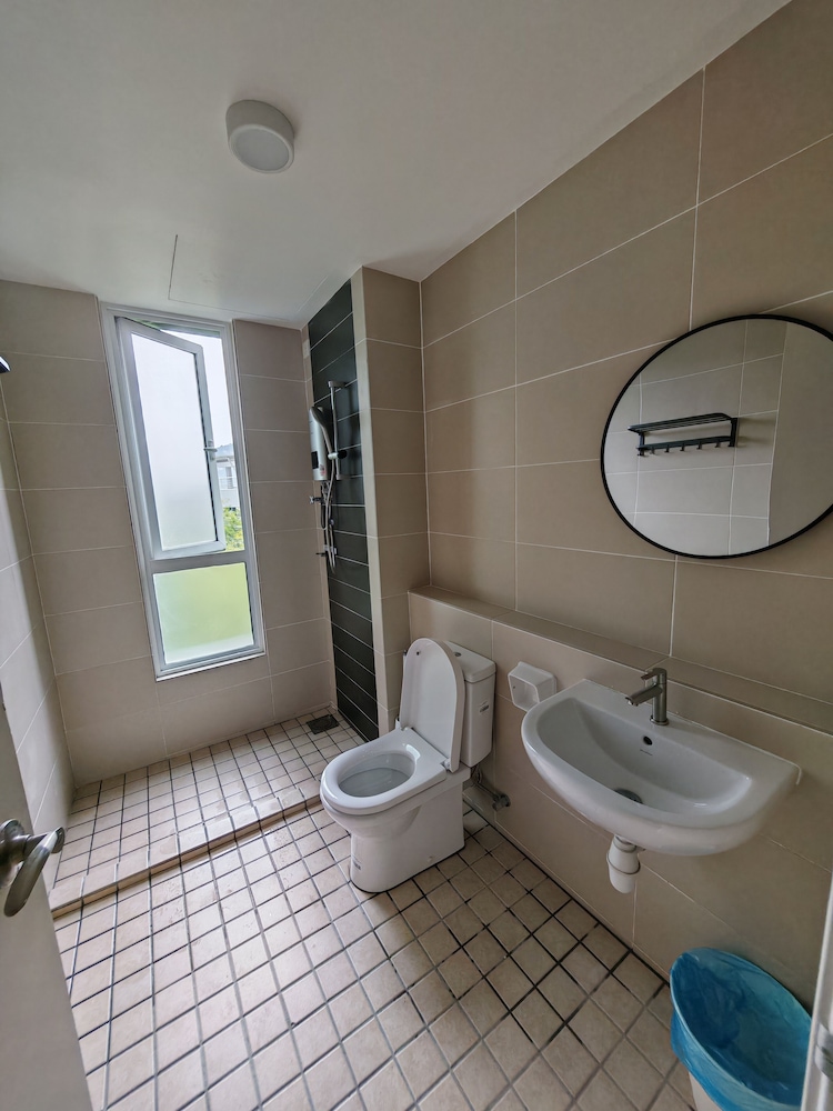 Mountain & Lake Views' Suite Cycas