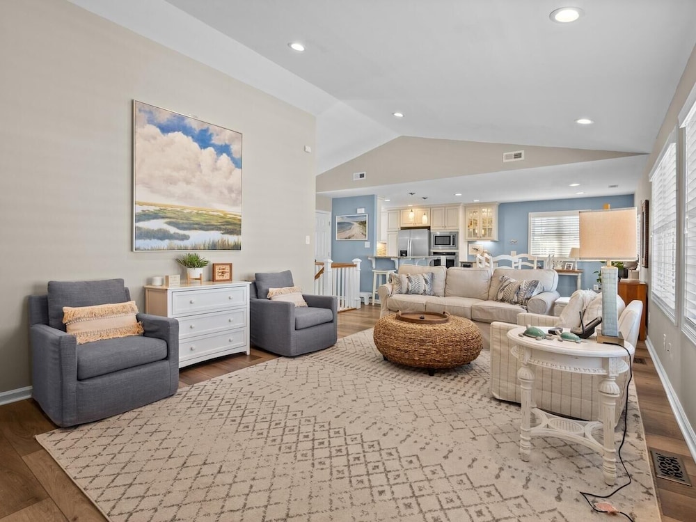 Always Sunday 4 Bedroom Home