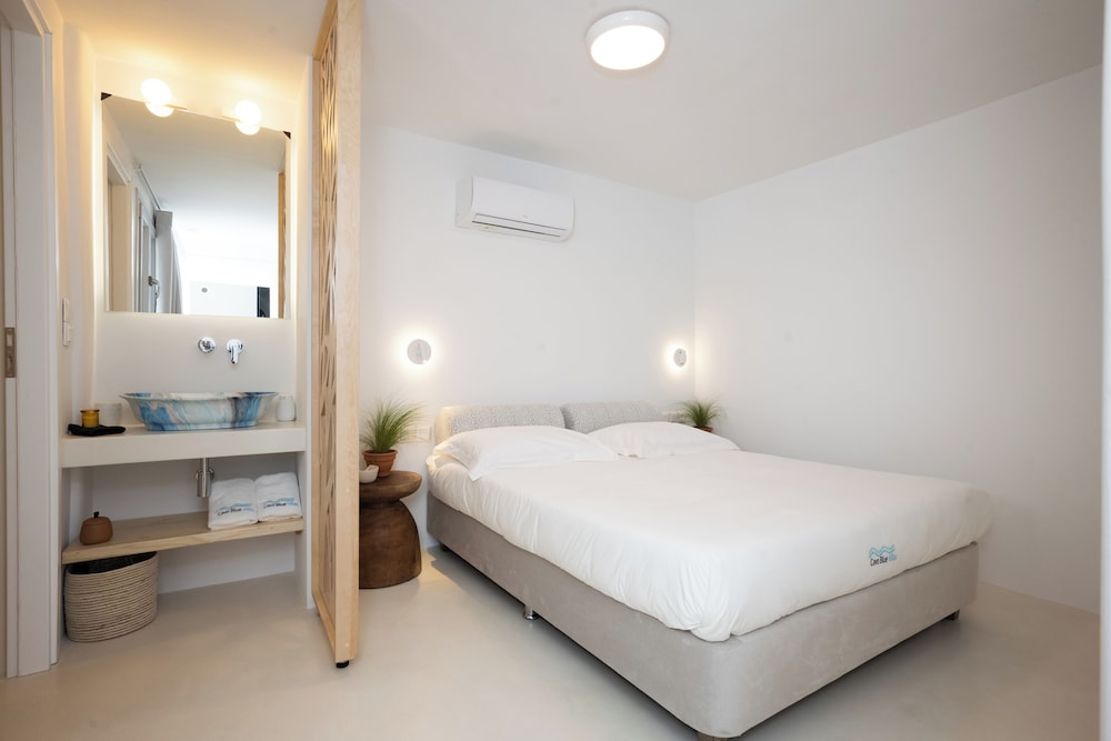 CAVO BLUE VILLAS