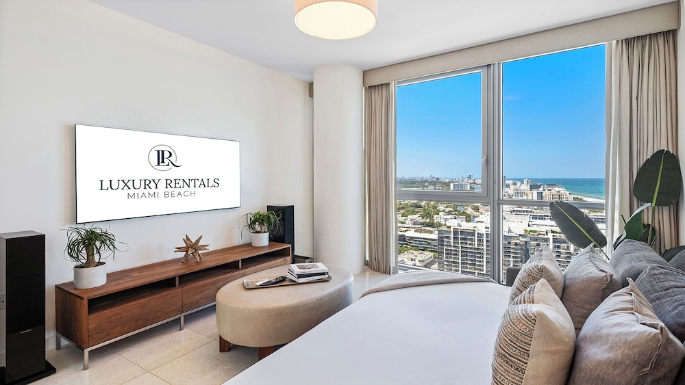 Luxury Vacation Rentals at The Setai by LRMB