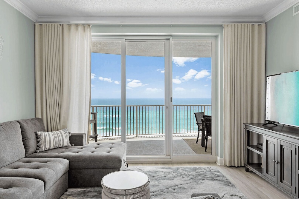 Front Beach Road, Unit 809 - Beach Happy Emerald Isle Resort Unit 809