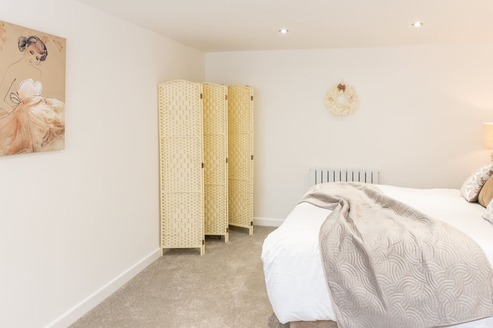 Host Stay Eccles Hideaway, photo 10