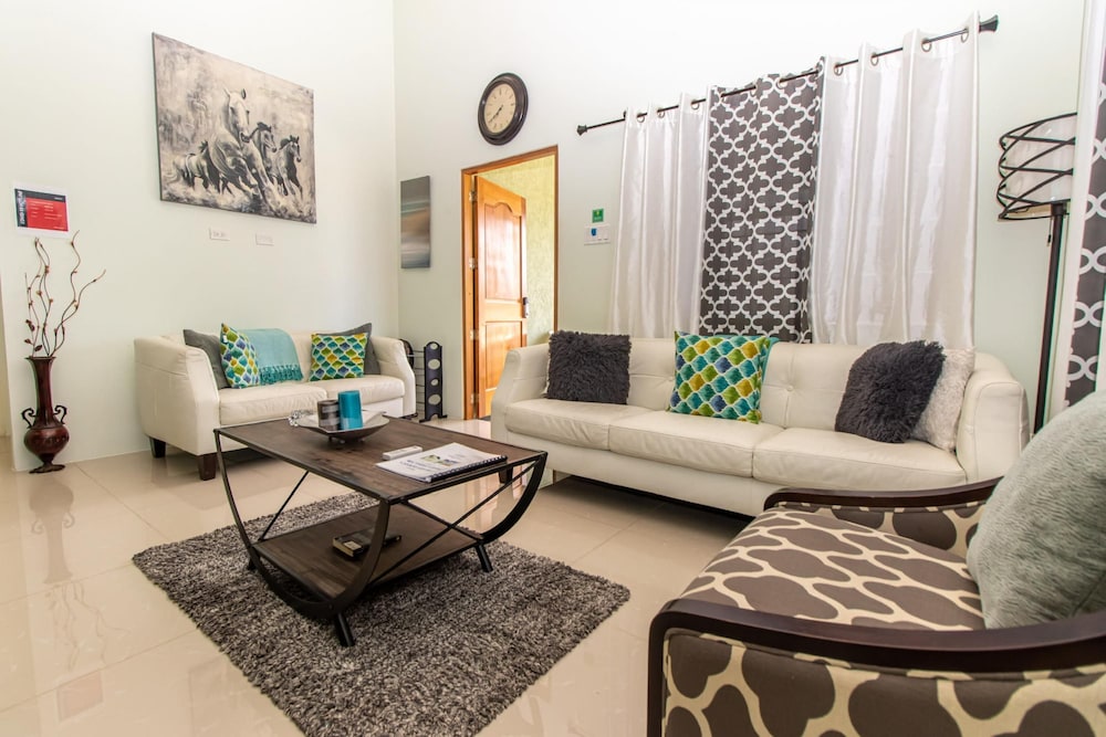 Serenity Retreat Villa Drax Hall