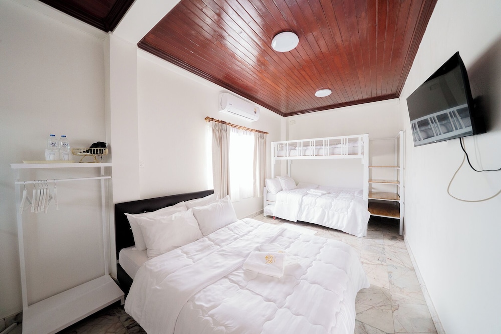 The Star Pool Villa Hatyai view 4