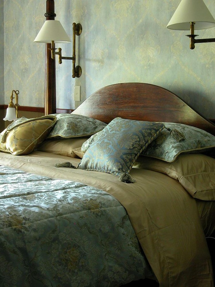 Kilmorna Manor Guest House and Private Nature Rese
