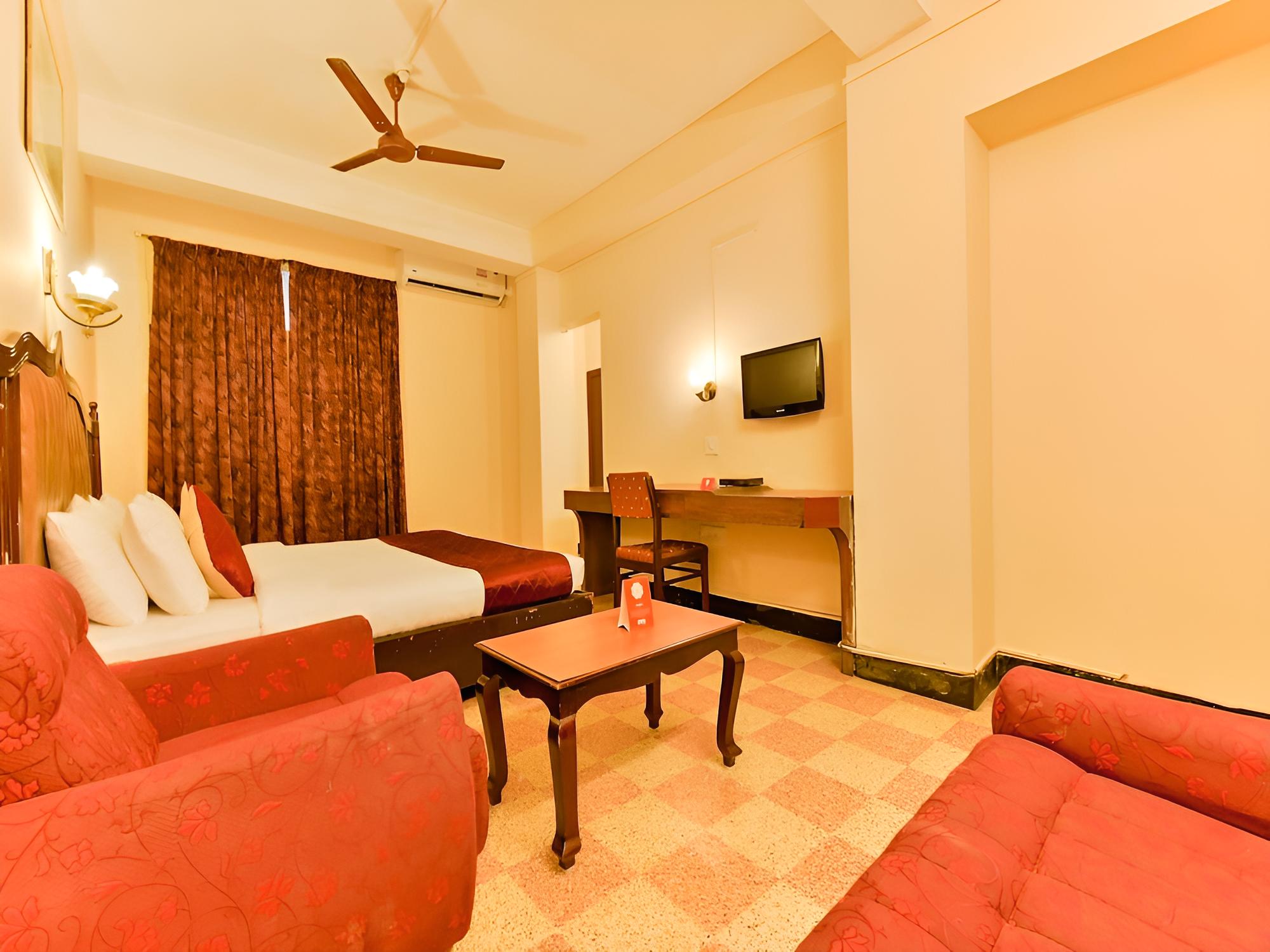 Hotel New Woodlands Cochin view 4