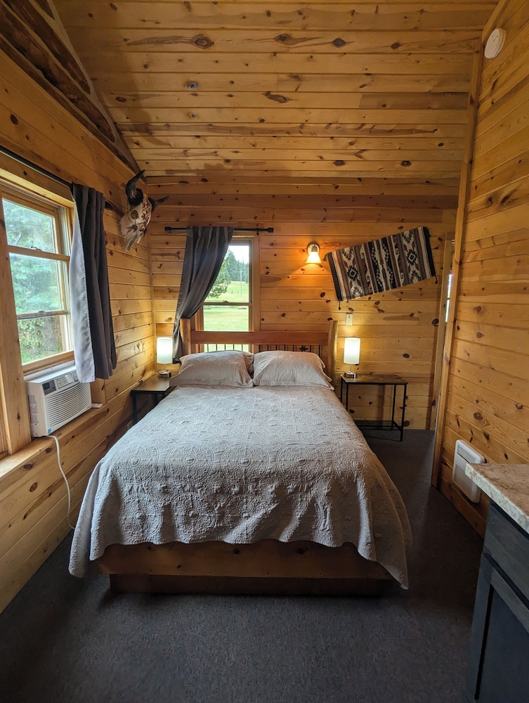 Gold Camp Cabins