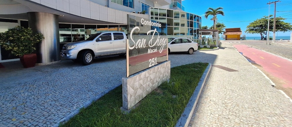 Flat pé na areia com vista internet e ar