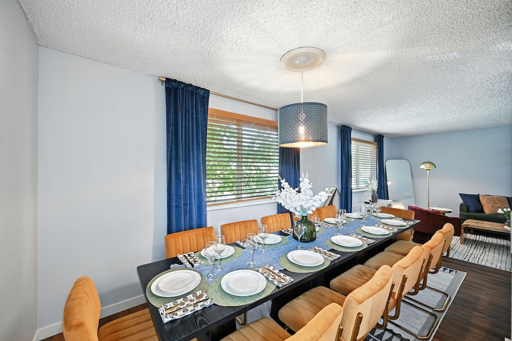 Family-friendly Arvada Getaway With Games Galore 4 Bedroom Home