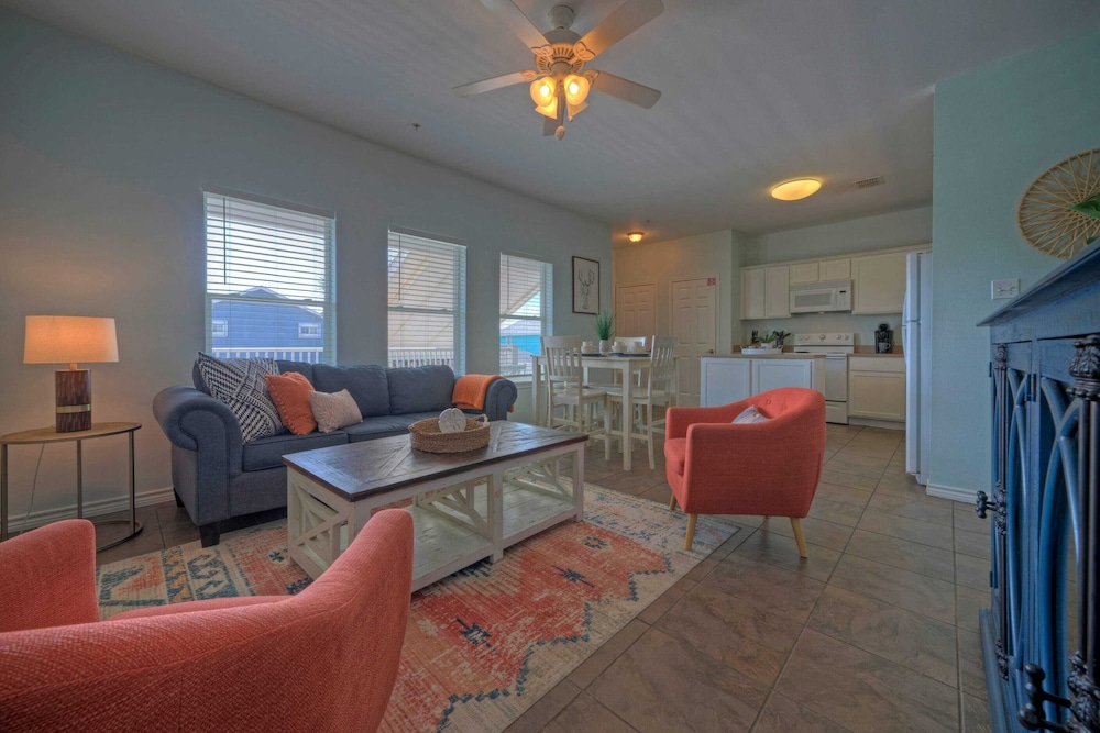 Sleeps 14 w/ Pool, Mins to the Beach Two Condos at Costa Bahia