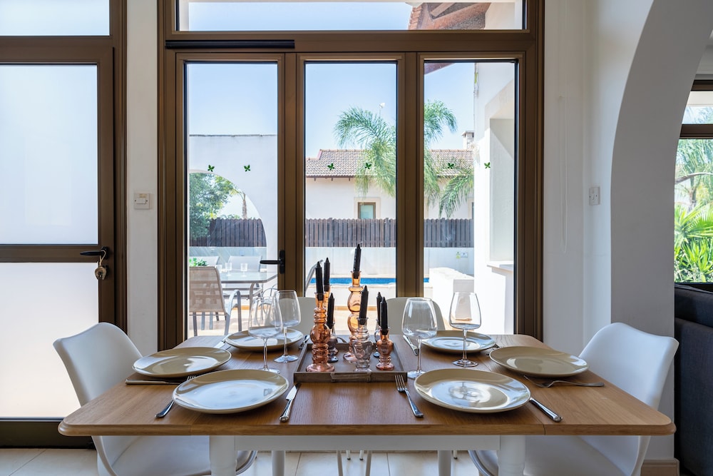 Lumina 2-BR Villa and Pool in Ayia Napa