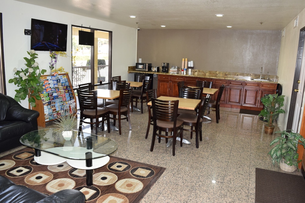 Budget Inn La Puente