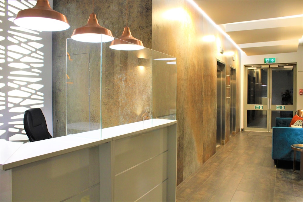 One Bed Penthouse Apartment in City Road