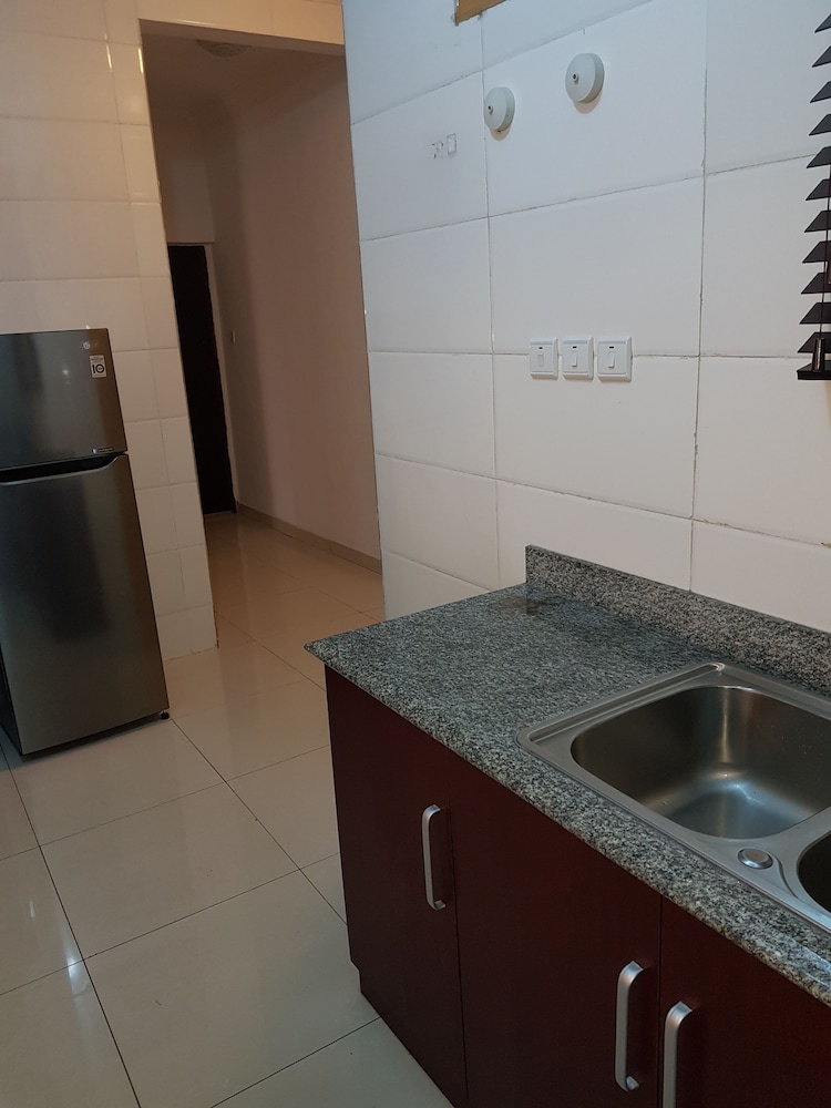 Cadogan Place Estate Apartment