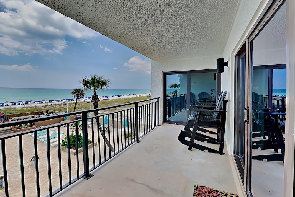 Emerald Isle Fort Walton Beach by Southern Vacation Rentals
