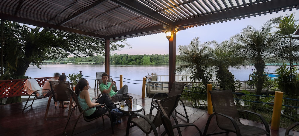 Pachira Lodge