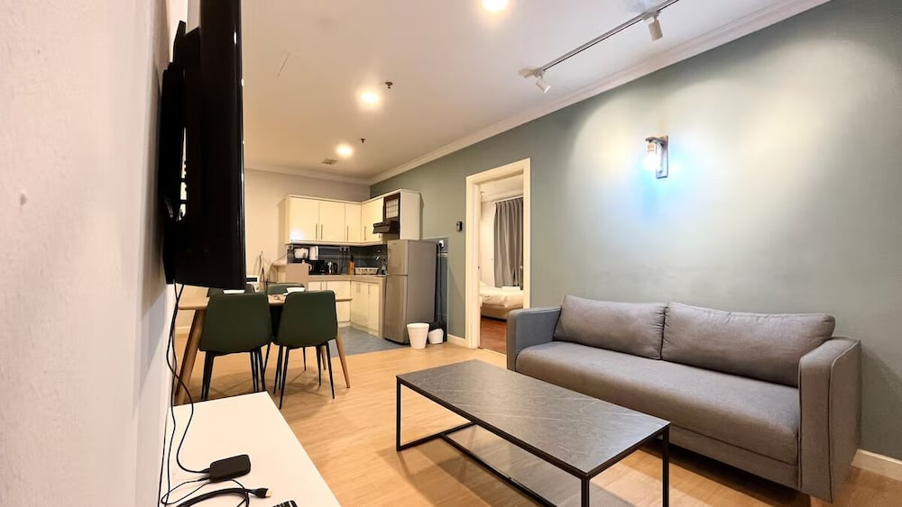 The Embassy Row 206 Apartments
