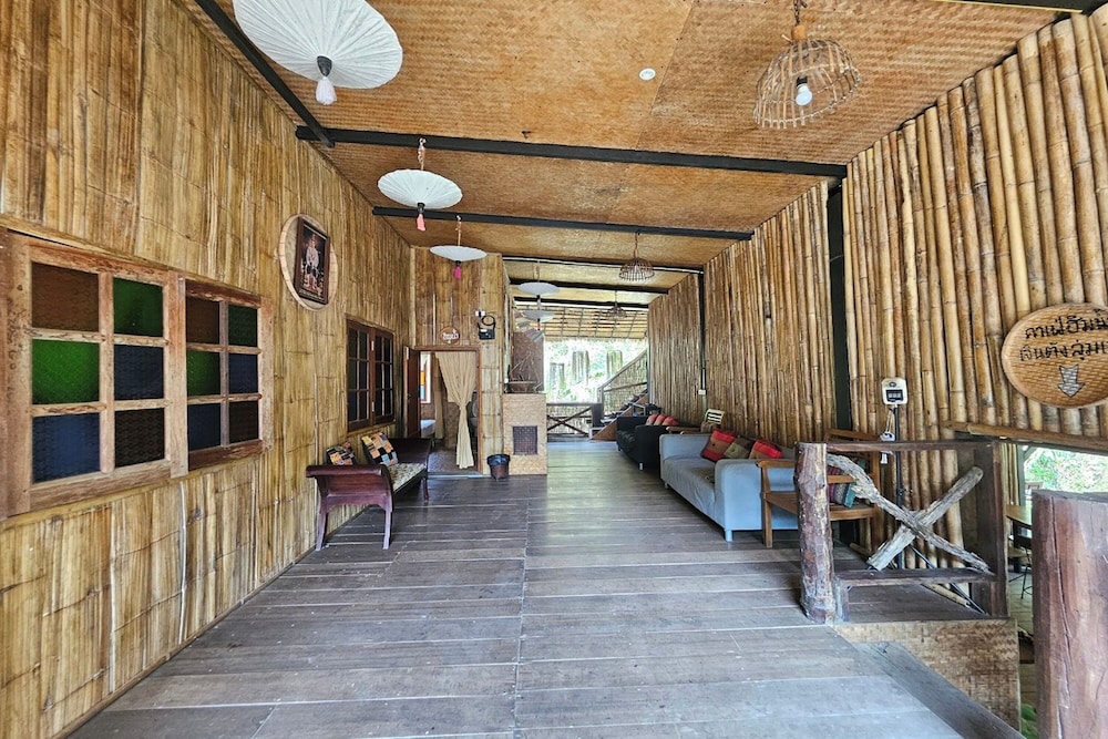 Mae Mae Home