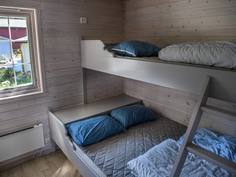 Spacious Holiday Home in Kinsarvik