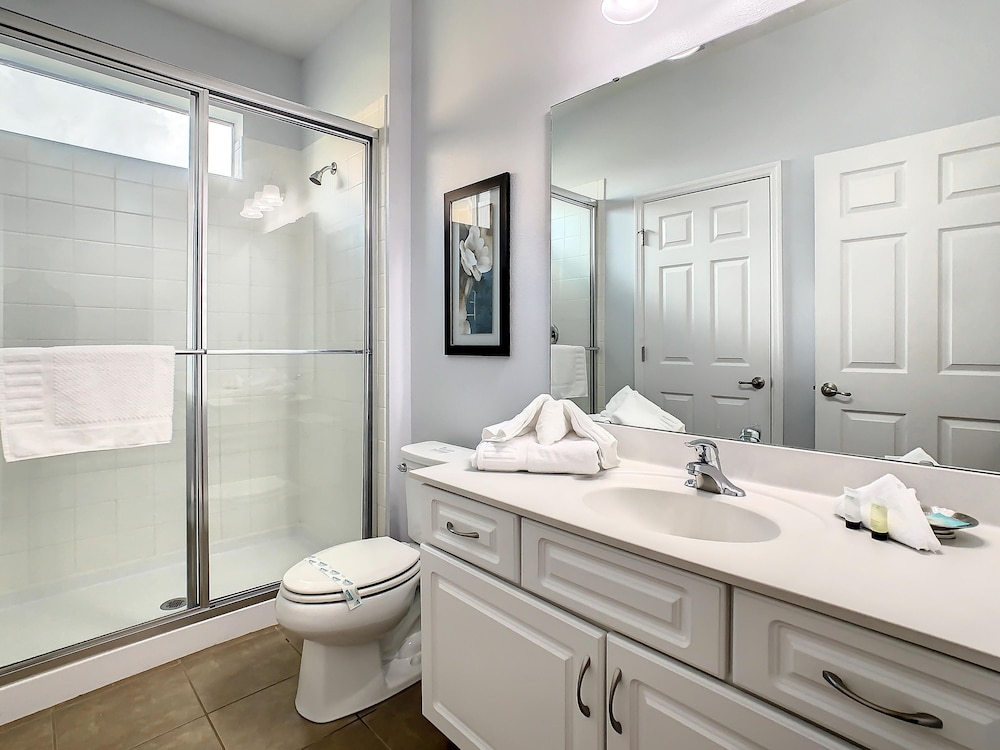 Family Oasis Near Disney - Pool Resort Access