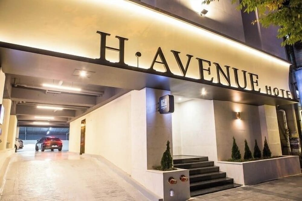 H AVENUE