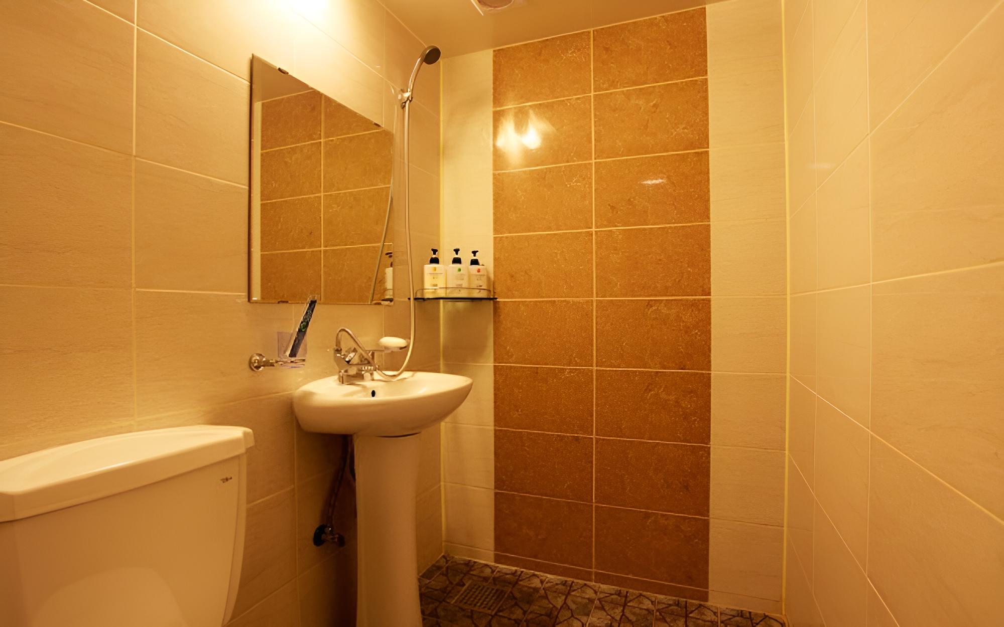 Photo 12