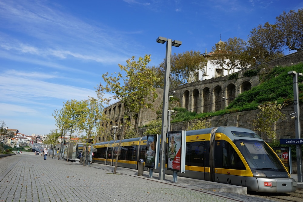 Apartments Luiz I Bridge