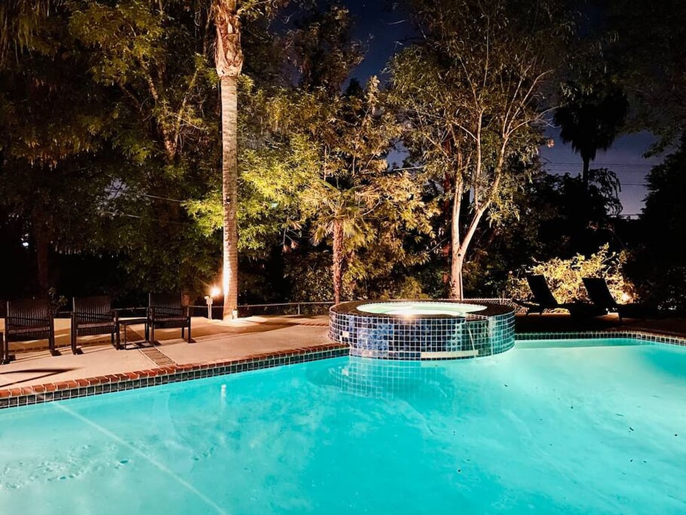 Pacific Dreams Home in Calabasas