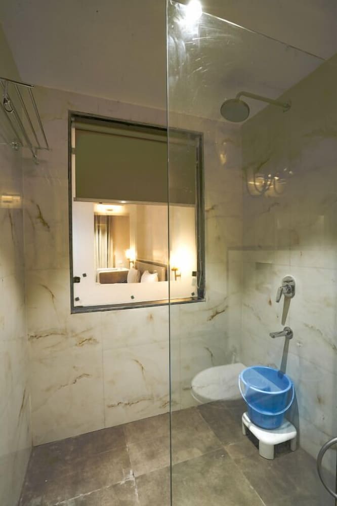Hotel Square 36