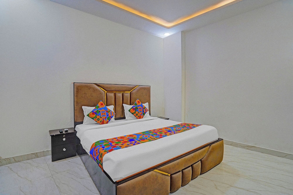 Fabhotel Stars