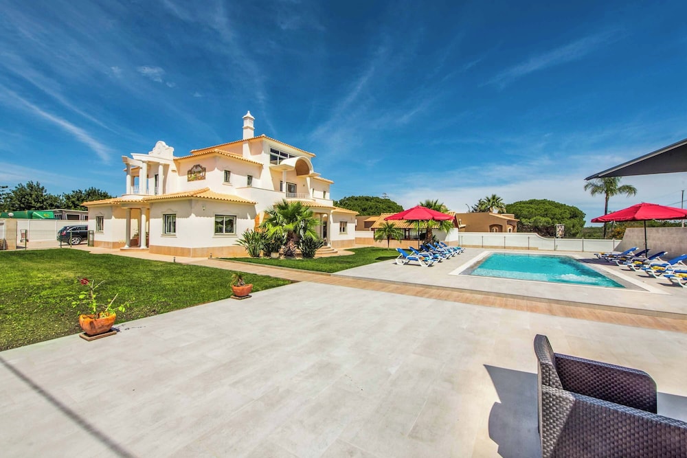 Villa Dourado