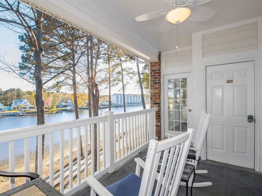 Appartamento Accogliente con Due Camere da Letto al Riverwalk At Arrowhead, Foto 24
