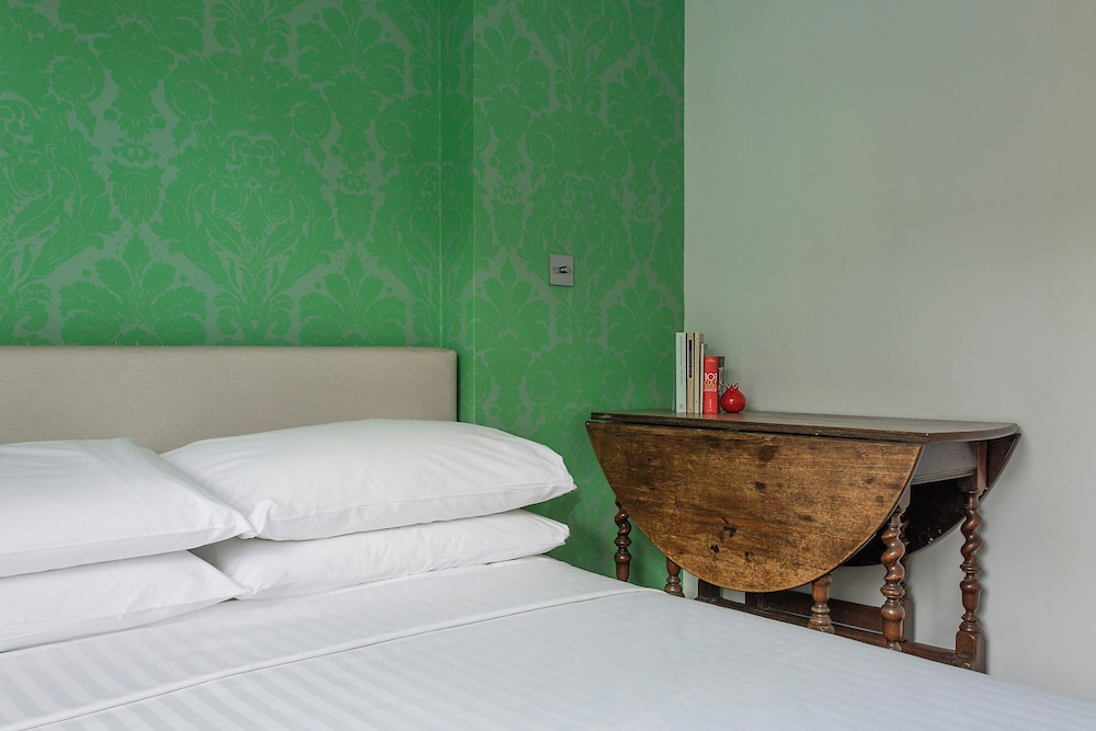 Rutland Mews South by Onefinestay