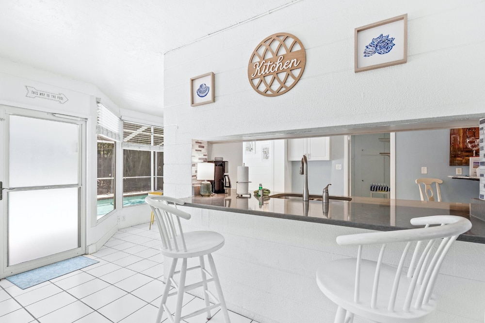 Sand Dollar Cottage