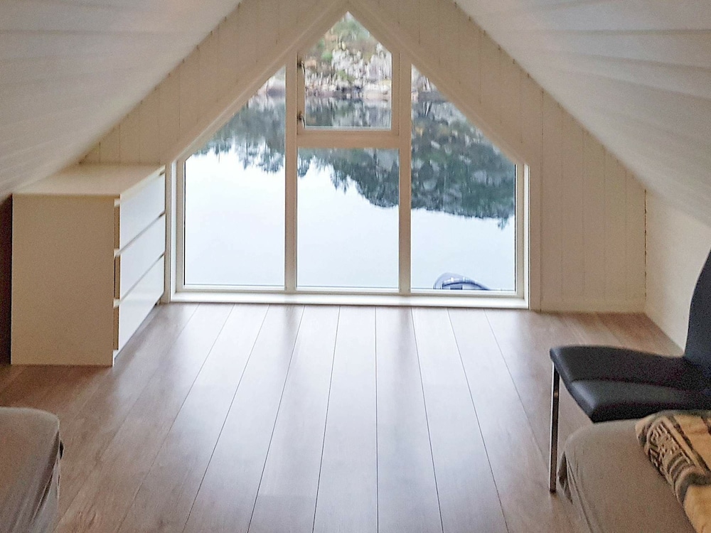 10 Person Holiday Home in Urangsvåg view 5